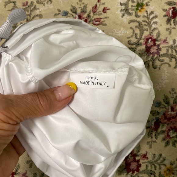 Dust bag JIMMY CHOO , authentic, 10 inches and 14 inches. Perfect condition. - Picture 4 of 6